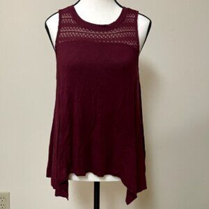 American Eagle maroon crochet tank